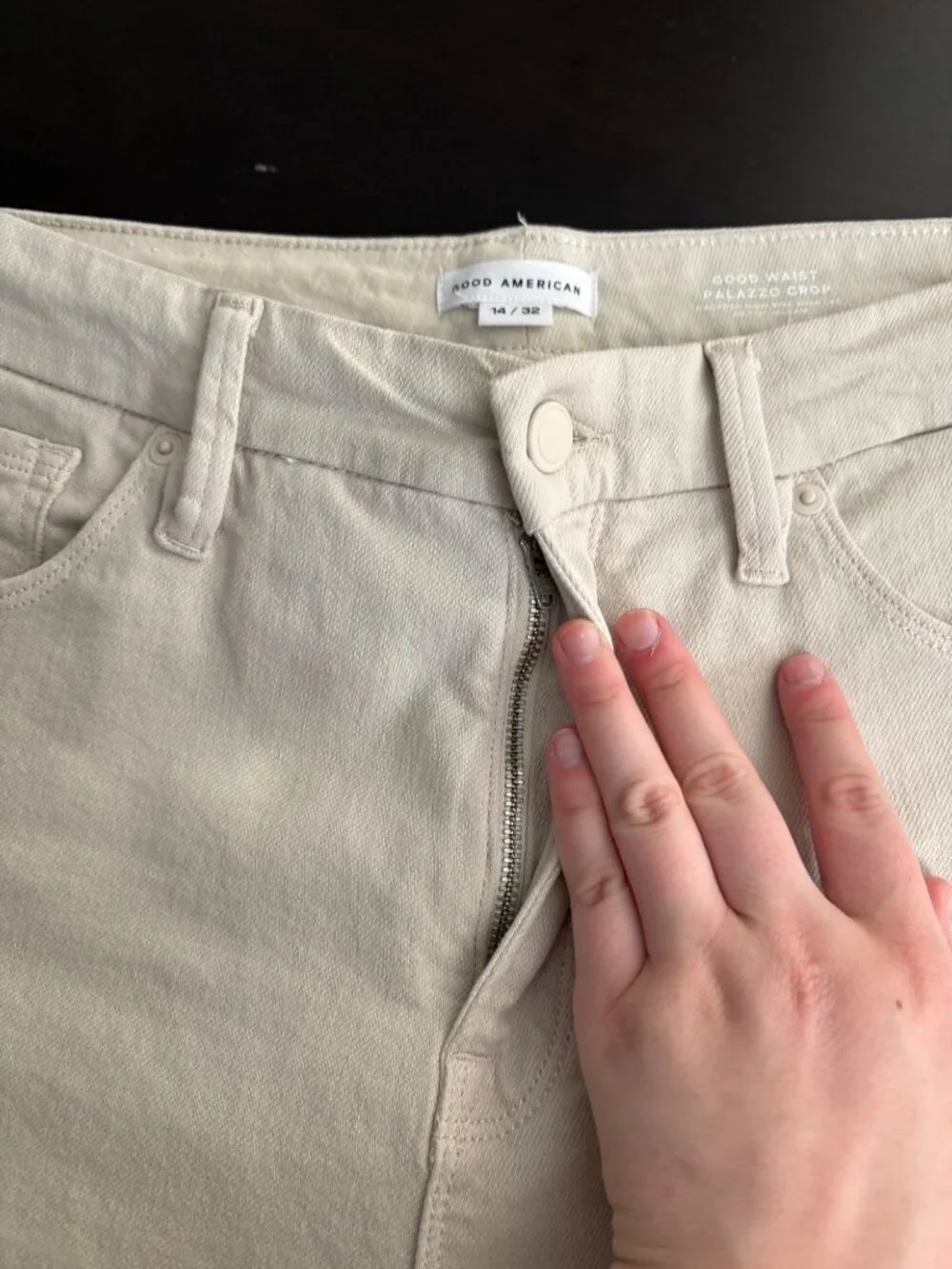 Good American Palazzo Cropped Raw Hem Cream Denim High-Rise Jeans 14 Stretchy - Picture 7 of 13